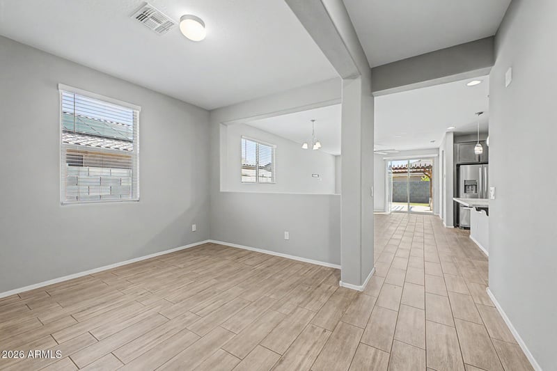 18167 Robin Ln, Surprise, AZ 85387