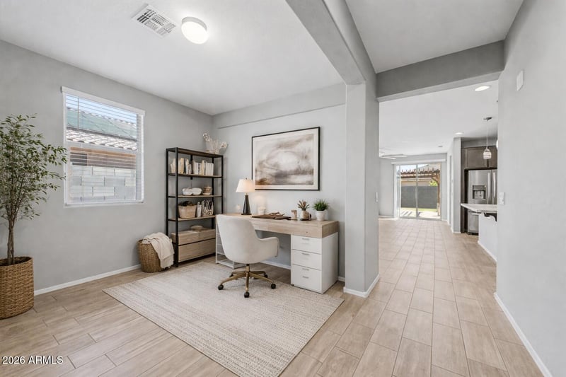 18167 Robin Ln, Surprise, AZ 85387