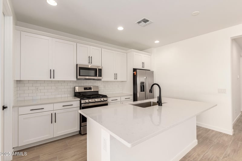 18168 Hess St, Goodyear, AZ 85338