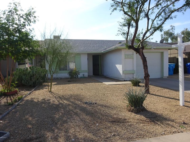 1817 E Sandra Ter, Phoenix, AZ 85022