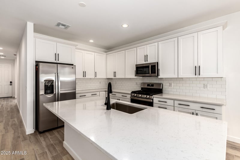 18171 Hess St, Goodyear, AZ 85338