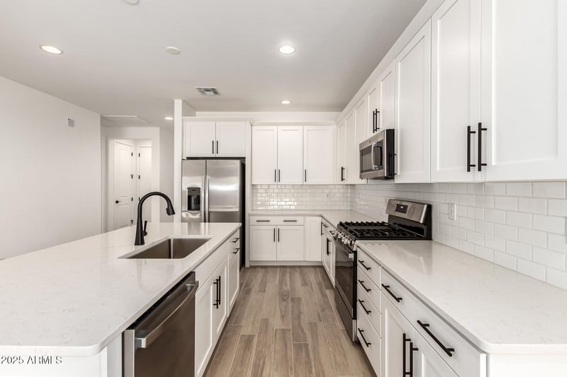 18171 Hess St, Goodyear, AZ 85338