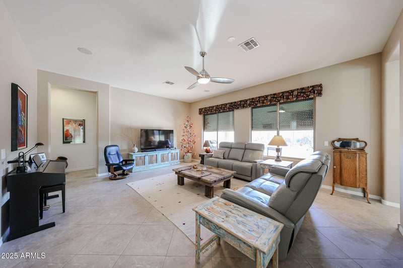 18173 Echo Ln, Waddell, AZ 85355