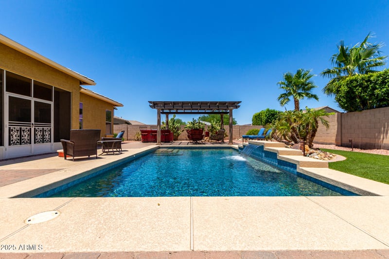 18174 Wind Song Ave, Goodyear, AZ 85338