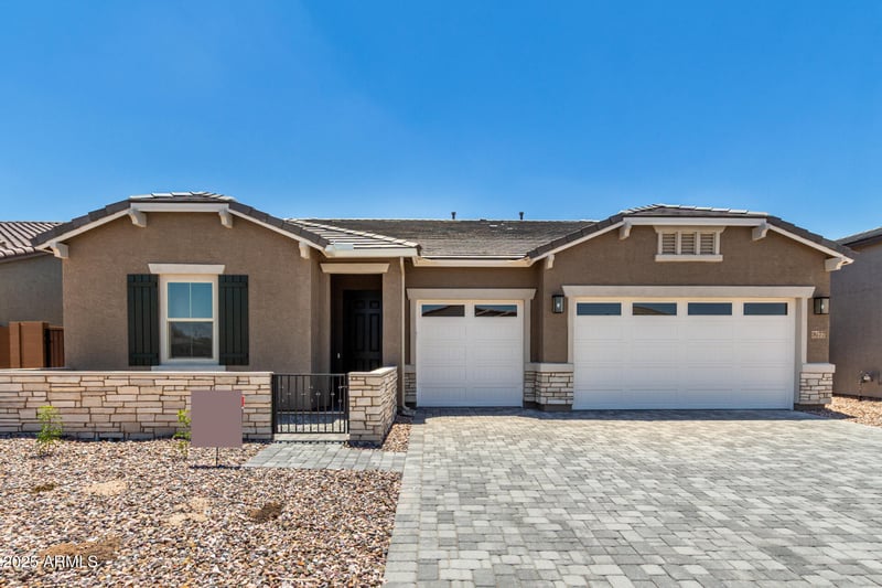 18177 Ashley Dr, Goodyear, AZ 85338