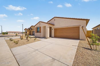 18177 Soft Wind Dr, Surprise, AZ 85387