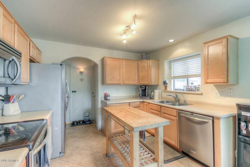 1818 E Carla Vista Dr, Gilbert, AZ 85295
