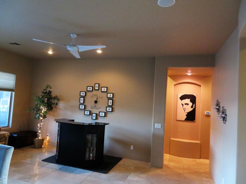 1818 E Latona Rd, Phoenix, AZ 85042