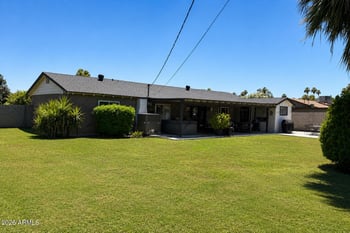 1818 Las Palmaritas Dr, Phoenix, AZ 85021