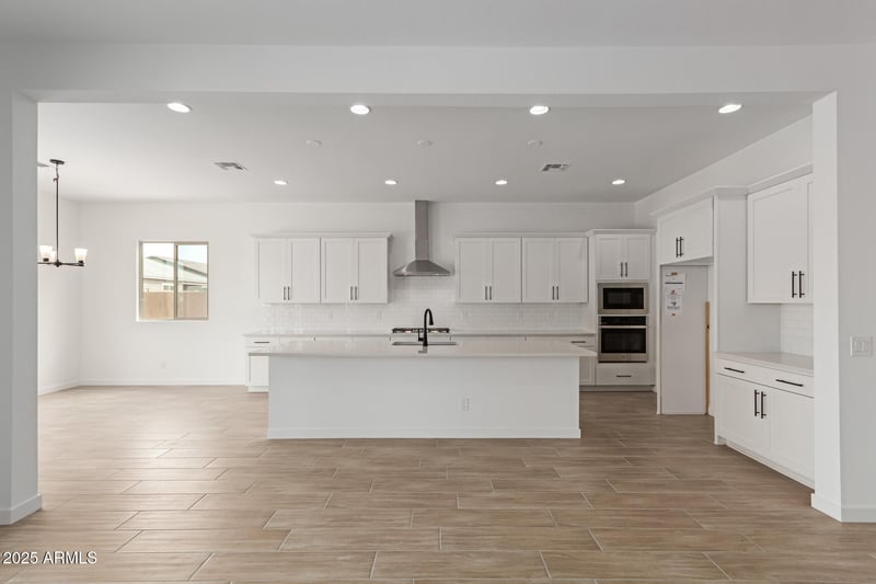 18182 Watkins St, Goodyear, AZ 85338