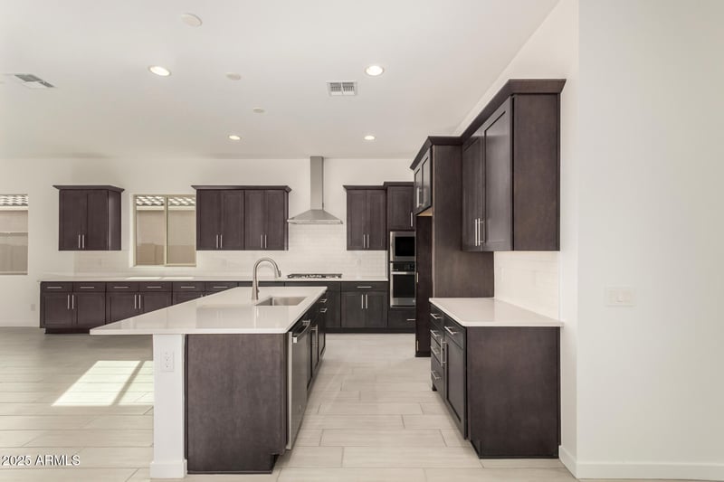 18185 Watkins St, Goodyear, AZ 85338