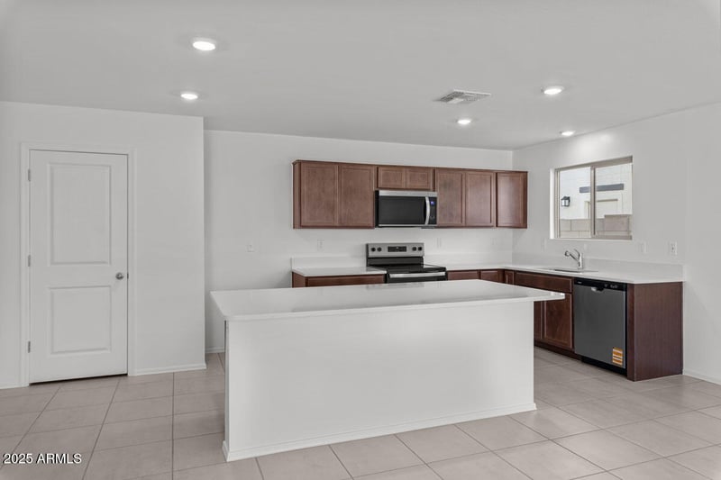 18185 Zuza Dr, Gold Canyon, AZ 85118