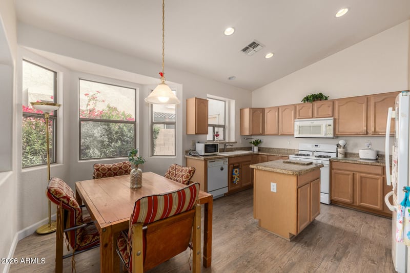 18186 Continental Pw, Surprise, AZ 85374