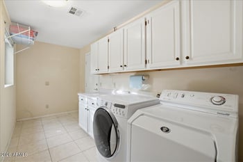 1819 Catamaran Dr, Gilbert, AZ 85234