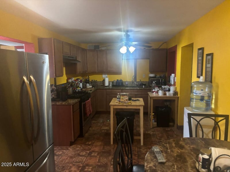 1819 Chipman Rd, Phoenix, AZ 85041