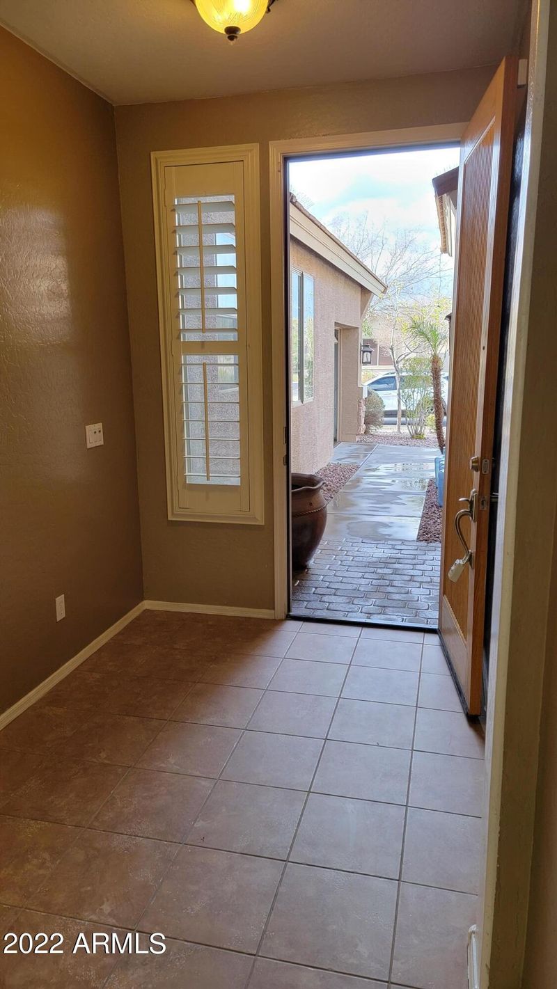 1819 E Fawn Dr, Phoenix, AZ 85042