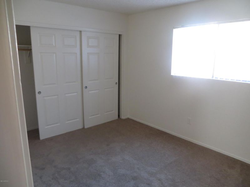 1819 N 40th St #H15, Phoenix, AZ 85008