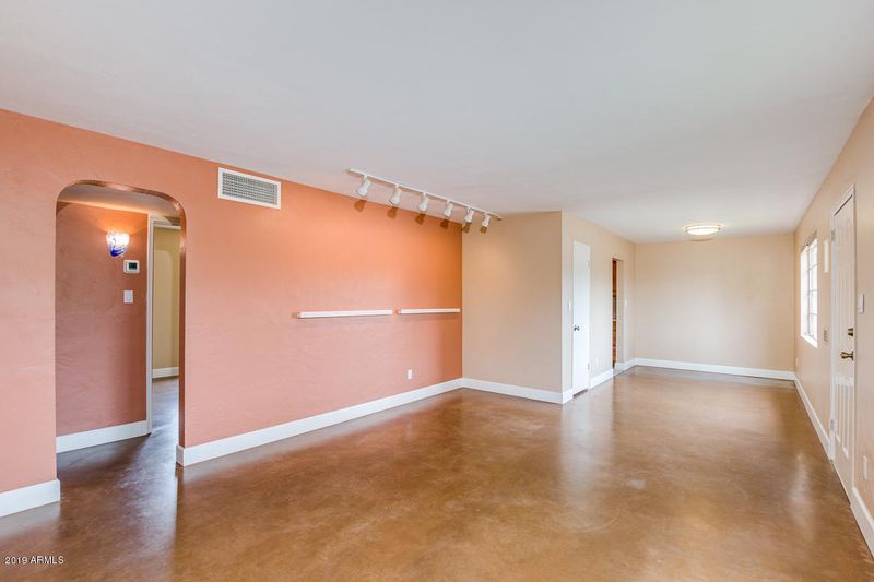 1819 N 43rd St, Phoenix, AZ 85008