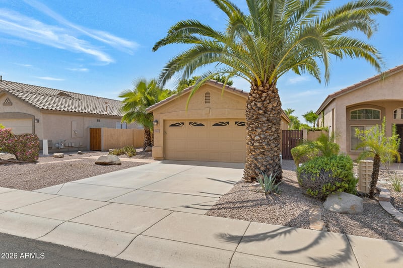 1819 W Brookwood Ct, Phoenix, AZ 85045