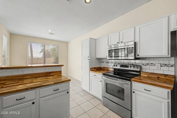 1819 W Nighthawk Way, Phoenix, AZ 85045