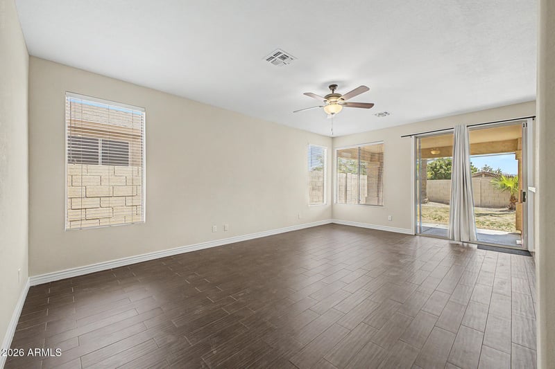1819 W Nighthawk Way, Phoenix, AZ 85045