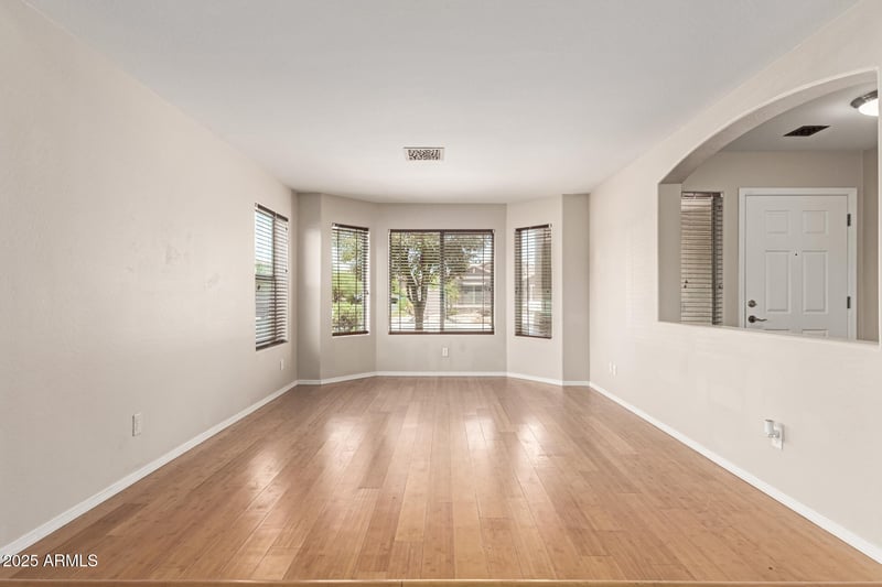 18193 Saguaro Ln, Surprise, AZ 85388