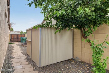 18193 W Echo Ln, Waddell, AZ 85355