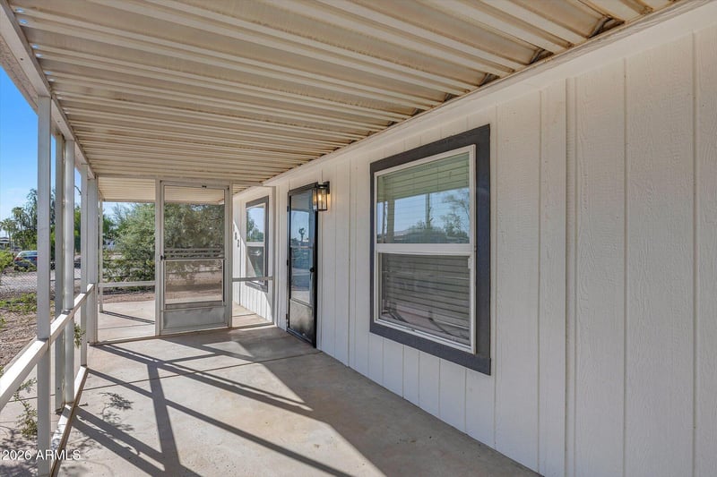 182 E 18th Ln E, Apache Junction, AZ 85119