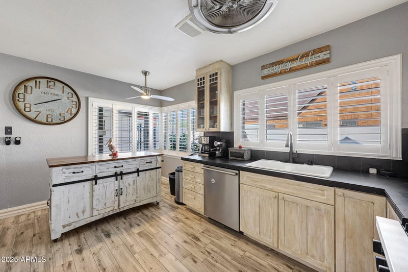 1820 7th Ave, Phoenix, AZ 85007