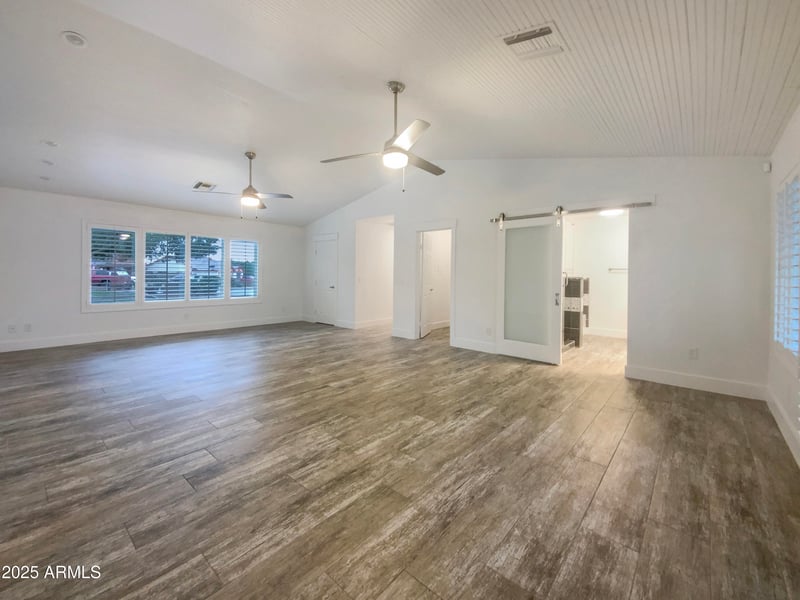 1820 Avoca Cir, Mesa, AZ 85207