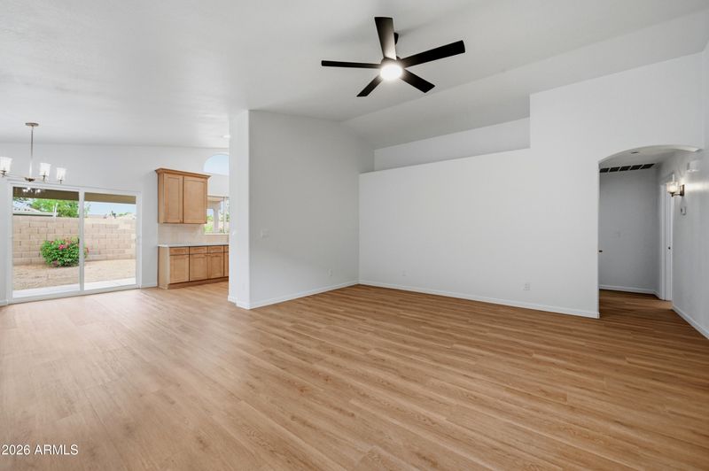 1820 E Countrywalk Ln, Chandler, AZ 85225