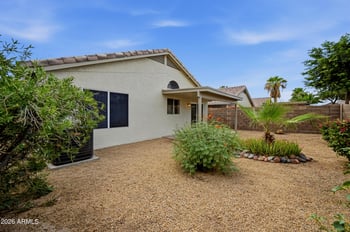 1820 E Countrywalk Ln, Chandler, AZ 85225