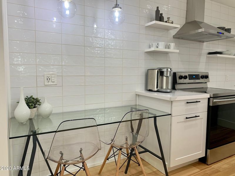 1820 E Morten Ave #202, Phoenix, AZ 85020