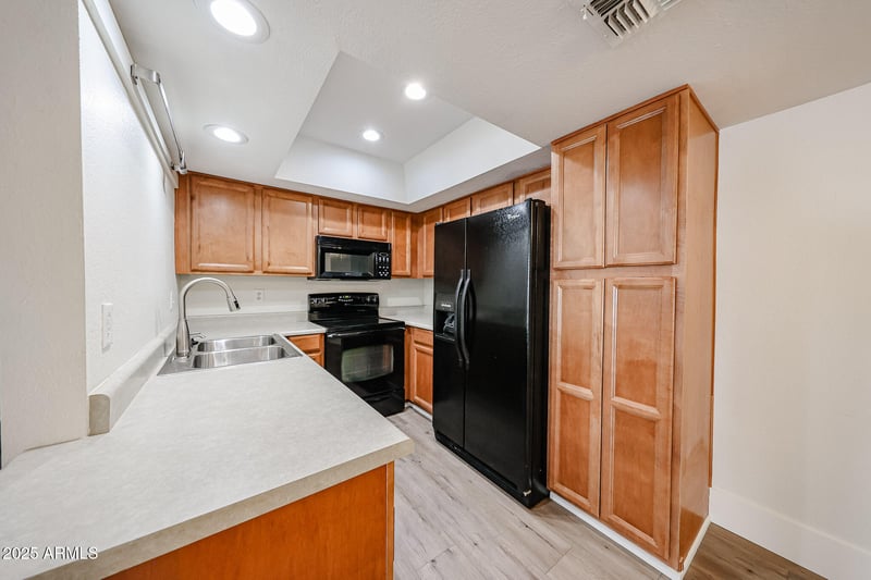 1820 Morten Ave #119, Phoenix, AZ 85020