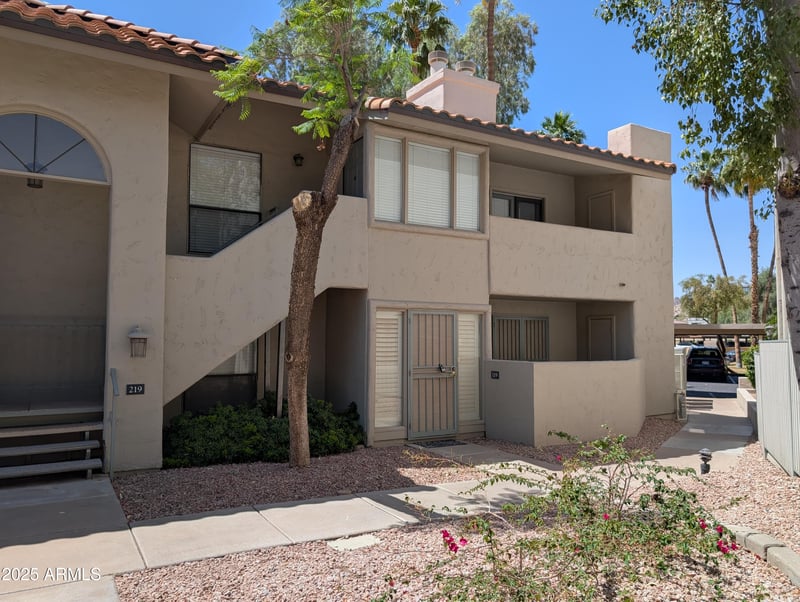 1820 Morten Ave #119, Phoenix, AZ 85020