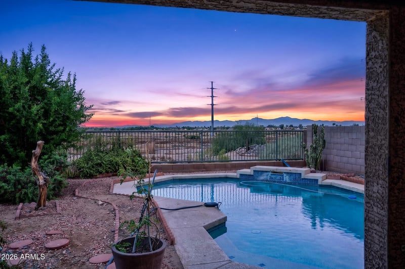 1820 120th Dr, Avondale, AZ 85392
