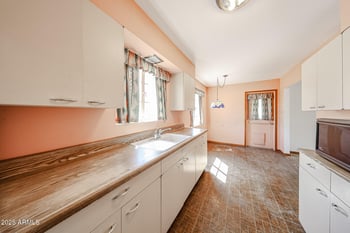 1820 Northview Ave, Phoenix, AZ 85021