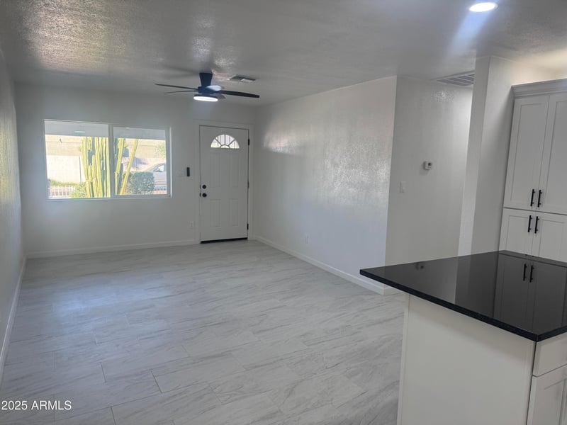 18201 22nd Ave, Phoenix, AZ 85023