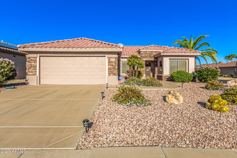 18201 Avalon Ln, Surprise, AZ 85374