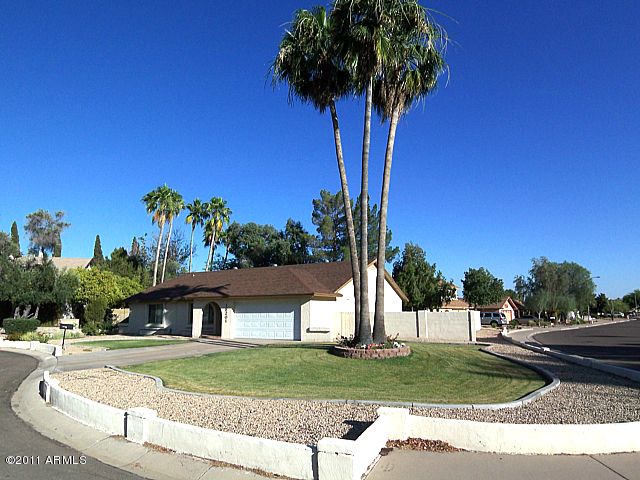 18201 N 46th Dr, Glendale, AZ 85308