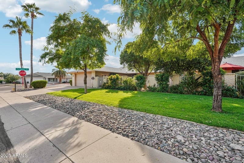 18202 125th Ave, Sun City West, AZ 85375