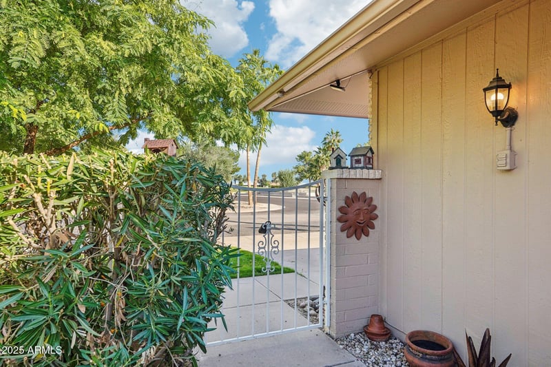 18202 125th Ave, Sun City West, AZ 85375