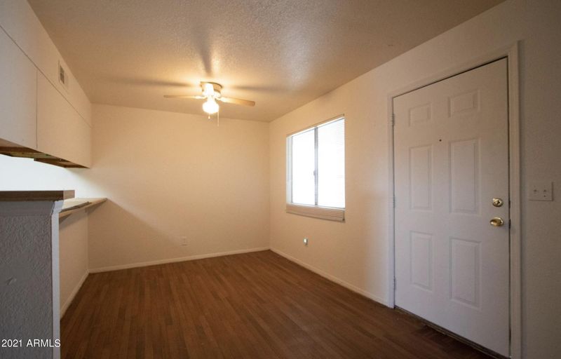 18202 N Cave Creek Rd #202, Phoenix, AZ 85032