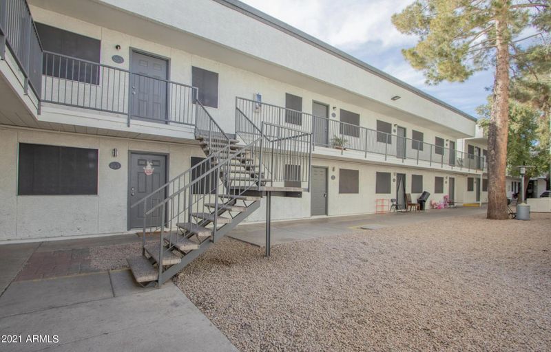 18202 N Cave Creek Rd #202, Phoenix, AZ 85032