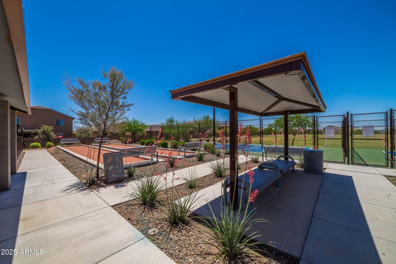 18202 Calle Lejos --, Surprise, AZ 85387