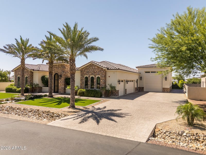 18203 Solano Ct, Litchfield Park, AZ 85340