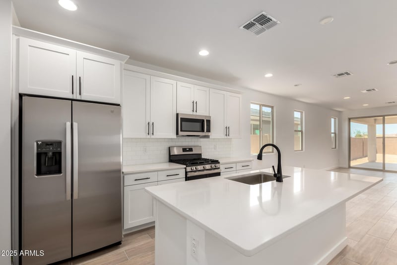 18204 Hess St, Goodyear, AZ 85338