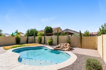 18204 Sanna St, Waddell, AZ 85355