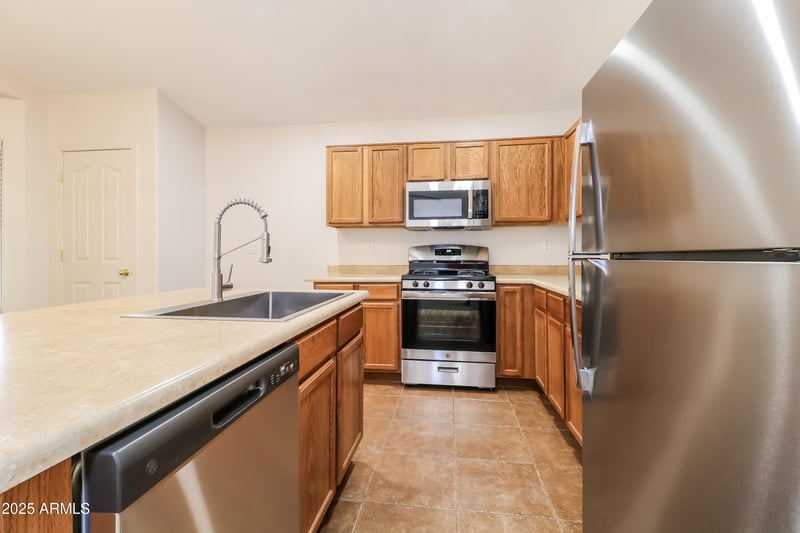 18204 Sanna St, Waddell, AZ 85355