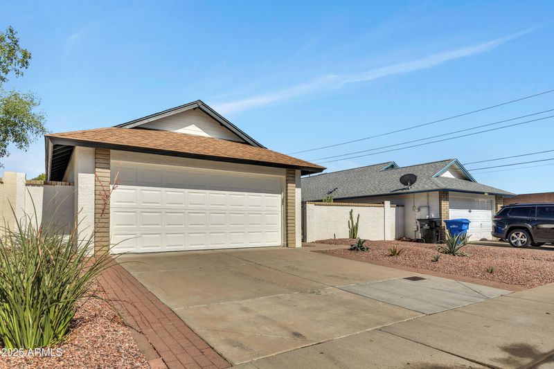 18205 N 18th St, Phoenix, AZ 85022
